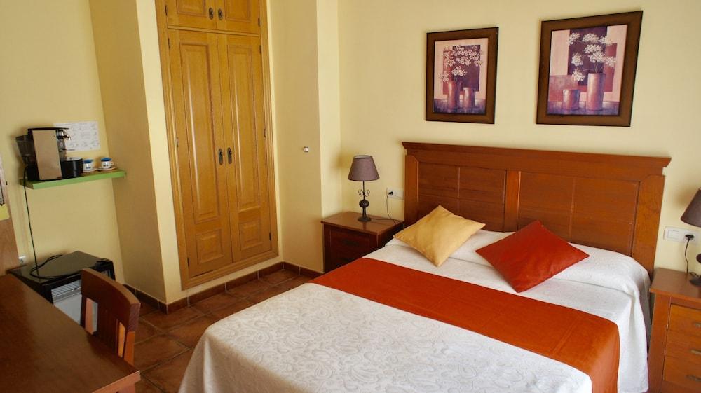 מאלגה Hotel Casa Vazquez מראה חיצוני תמונה