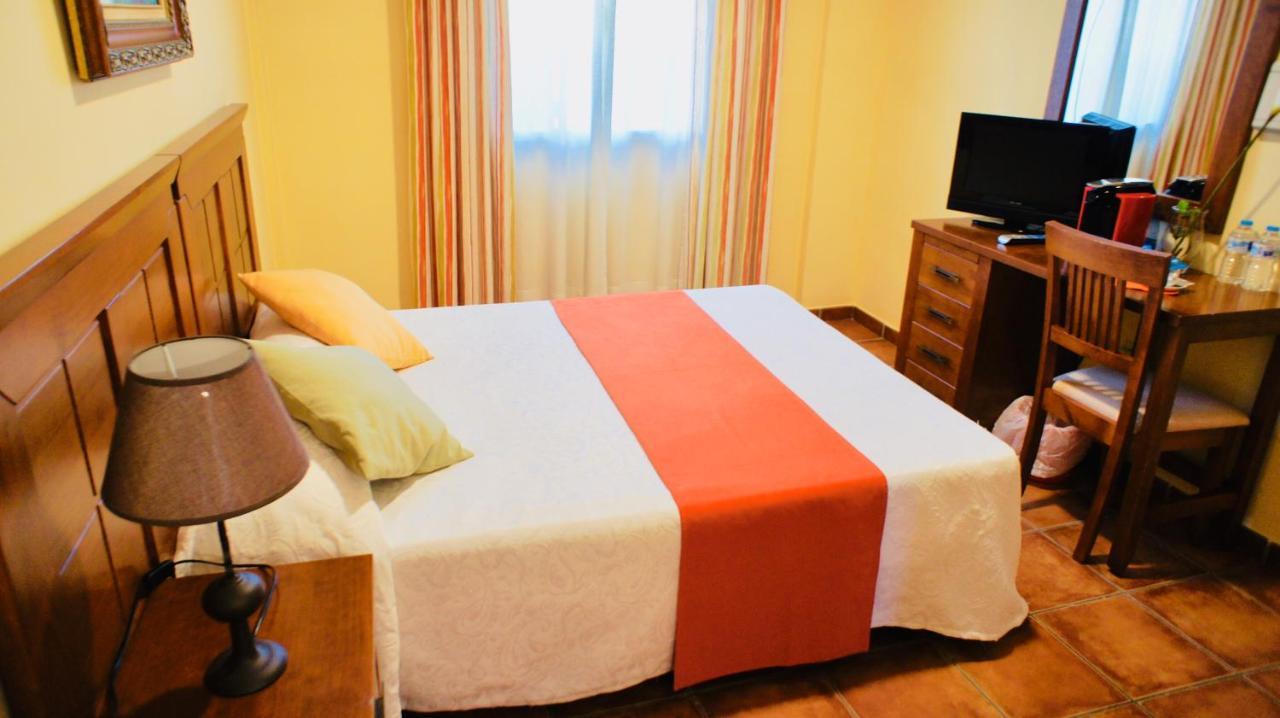 מאלגה Hotel Casa Vazquez מראה חיצוני תמונה
